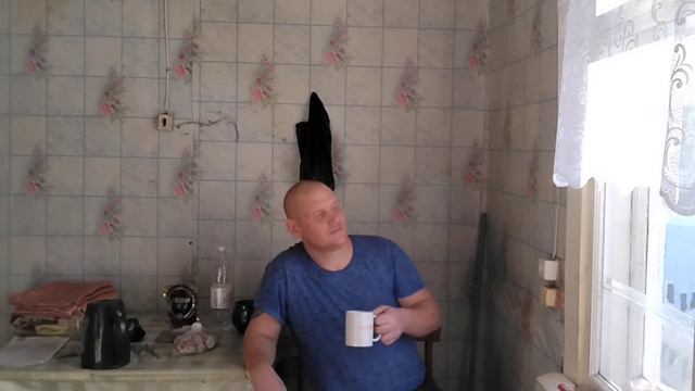 На улице мороз. Сходил на новую квартиру. Ничего не успеваю. Всë разобрал, что надо. смотреть онлайн