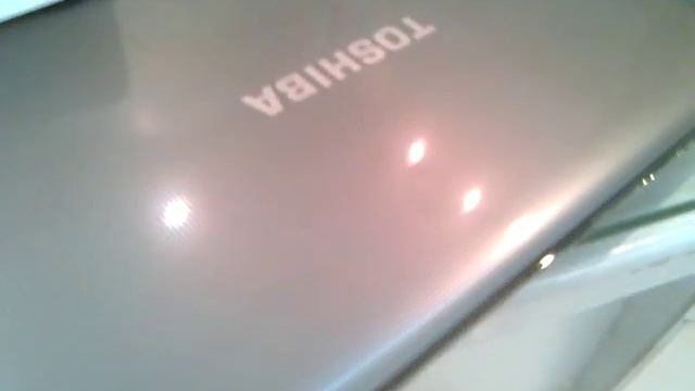 Toshiba Satellite L850 Series Silver color (L850-A700 M&G Shining silver with Grossline) смотреть онлайн