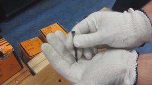 Демонстрация самореза для террас HapaTec Antik