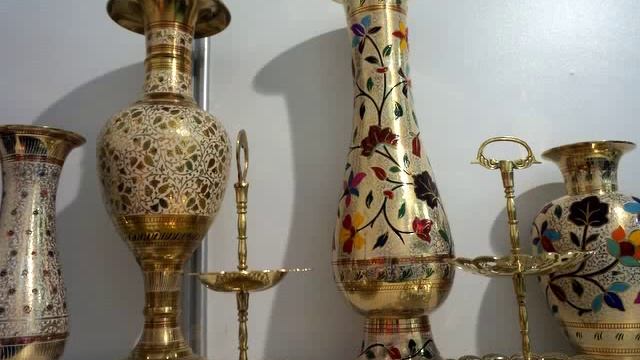 что подарить на 8 марта смотреть онлайн