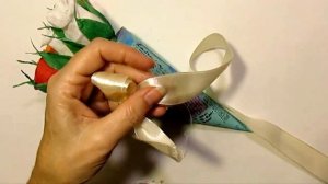 Бант из ленты / Как красиво завязать просто быстро бант /  Украшение подарка своими руками