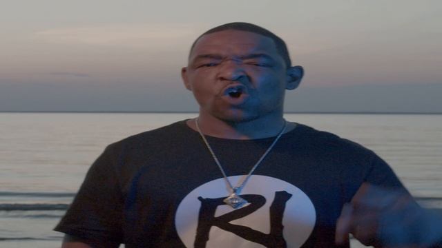 SHE'S LIKE (From the movie, "Git Low" смотреть онлайн