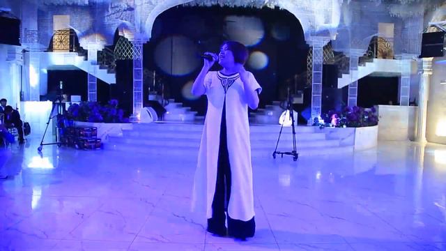Тойдо жандуу үн менен ырдаган. Роза Шакирова "Туулган күн"
