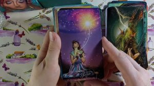 Таро Светлого Провидца (русскоязычное издание Эксмо). Обзор колоды.