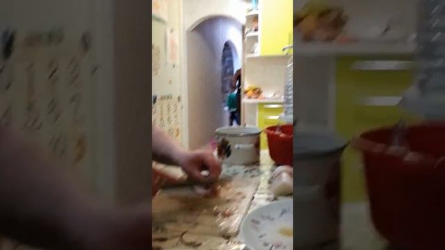 Как правильно чистить кальмаров