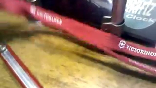 НОЖИ Victorinox Шнурок на шею смотреть онлайн