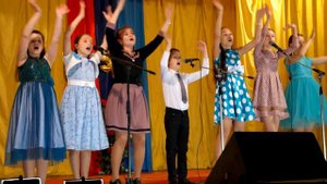 Песня-Солнечный круг исп.гр.Барвинок