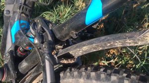 Как защитить задний «шок», подшипники качели, каретку от грязи.