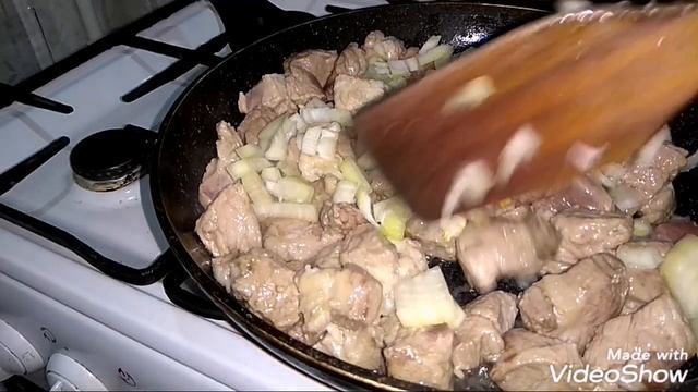 Мясо с грибами жареное,сытно и вкусно! смотреть онлайн