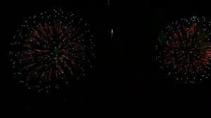 Футаж новогодний - салюты в небе Fireworks1