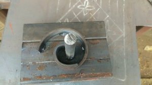 تعلم أسهل طريقة لف وثني قطع حديد لصنع زخرفة  easiest way to roll and bend iron to make an ornament
