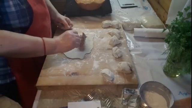 Суперские чебуреки .Их должен попробовать каждый. смотреть онлайн