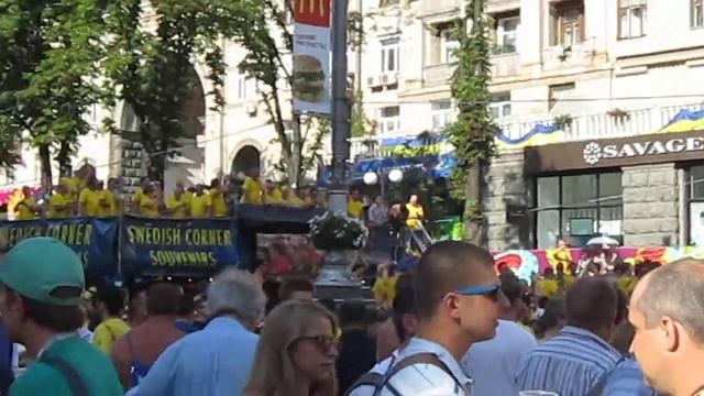 Шведы поют в киевской фан-зоне (Евро-2012) смотреть онлайн