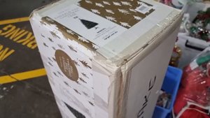 Обзор Барахолки в Австралии. Гараж сейл в церкви.Тонны новых и антикварных вещей. Элла Австралия