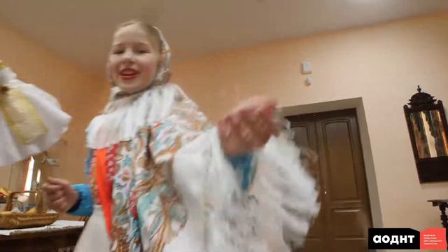 Образцовый ансамбль русской песни «Перекати-поле». Колядки
