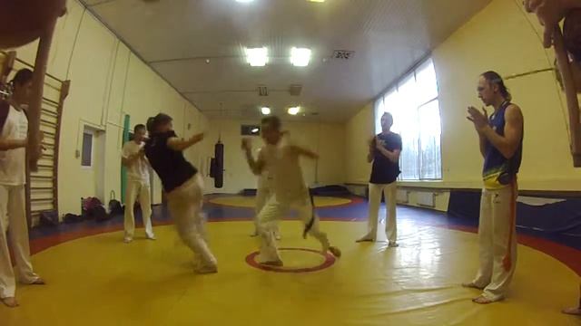 капуэйра в спб, тренировочная рода смотреть онлайн