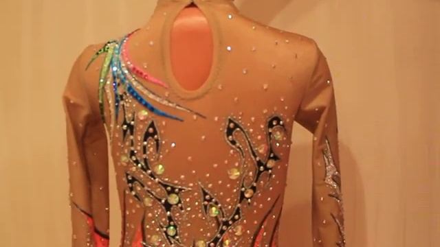 моя работа купальник для Арины Суворовой смотреть онлайн