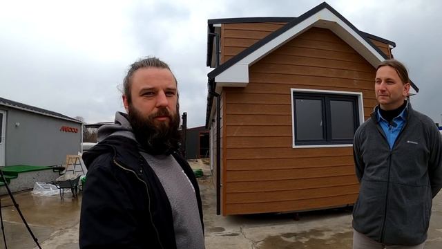 Dom mobilny całoroczny 35m2 na zgłoszenie. Ogrzewanie i rekuperacja. iZZiVLOG #19 смотреть онлайн