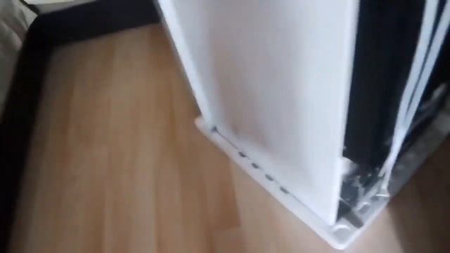 Распаковка — Морозильник Indesit DFZ 5175 смотреть онлайн