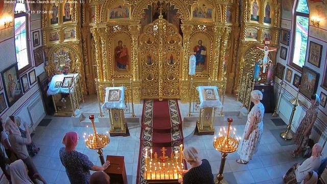 Троицкая родительская суббота: утреня с парастасом (видеокамера №1) смотреть онлайн