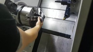 Токарная обработка кубическим нитридом бора деталь 61 HRC