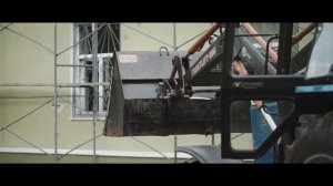 Погрузчик FRONTLIFT с ковшом