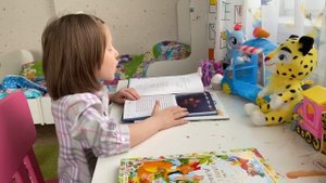 Златка шоколадка знакомит с книгой Холодное сердце #холодноесердце