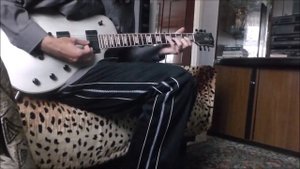 Эдвард Григ В пещере горного короля (три гитарных эффекта) на электрогитаре