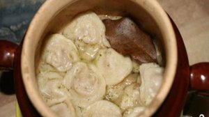Пельмени в горшочках в микроволновке