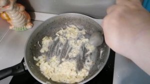 Спагетти + соус из солёных огурцов = прекрасный ужин. Домашний рецепт.
