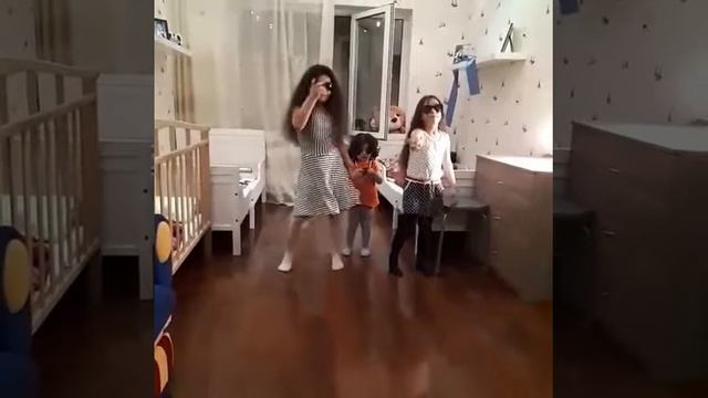 Девочки отдыхают смотреть онлайн