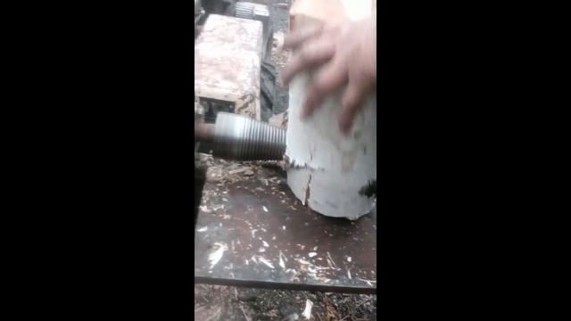 Как мы колим дрова!Винтовой дровокол!Минитрактор ТМ-10!!!