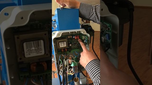 Программирование платы управления 455D. Работа по упорам без замедления смотреть онлайн