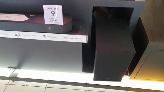 Samsung HW-Q700C 3.1.2channel Wireless Dolby Atmos Soundbar | Bass Test!?? смотреть онлайн