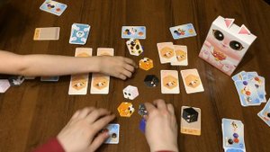 Играем в настольную игру Kitty Paw (Кошачья Лапка)