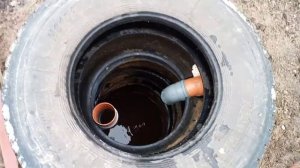 ВЫГРЕБНАЯ ЯМА. УРОВЕНЬ ОТХОДОВ СПУСТЯ ТРИ МЕСЯЦА.