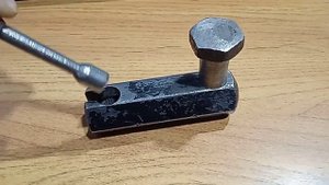 Необычный самодельный замок.