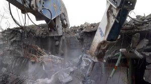 Бетонолом 5-ти тон. навесеная дробилка для бетона ARDEN BBH1300