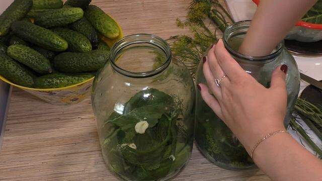 Хрустящие СОЛЁНЫЕ ОГУРЦЫ на зиму / Бабушкин рецепт!