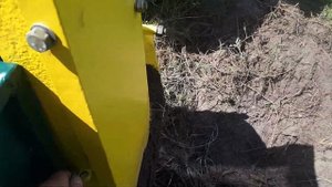 Испытание самодельной почвофрезы на т-25.