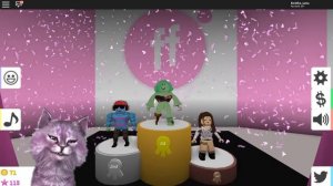 ПОКАЗ МОД в РОБЛОКС обновление ТОП МОДЕЛЬ roblox Fashion Frenzy КОШКА ЛАНА играет