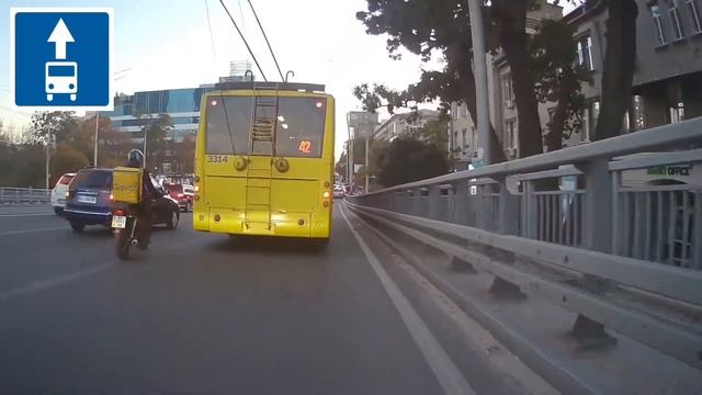 18+. Bike to work #47. На работу на велосипеде. Неадекват на велодорожке машет руками