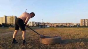 тренировка с кувалдой 24кг