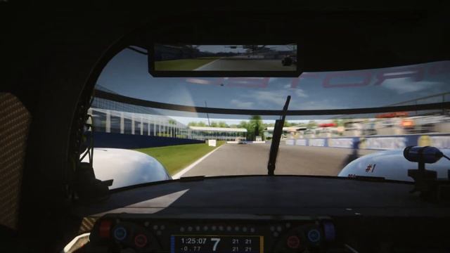 Can this Porsche 919 Evo keep up with F1 cars? смотреть онлайн