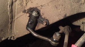 Газ 24. Замена маятникового рычага. Замена амортизаторов.