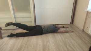 Перевороты на полу лежа
