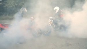 suzuki bandit 400 vs. suzuki rf400r