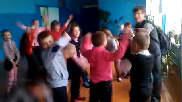 Вот как надо дежурить по школе смотреть онлайн