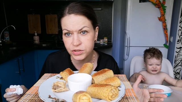 МУКБАНГ БЛИНЫ С МЯСОМ, ТВОРОГОМ, ПЕЧЕНЬЮ/ЗАВТРАК/MUKBANG