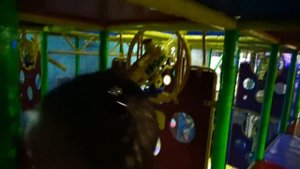 Игровая комната! Развлечения для детей на горках и батутах